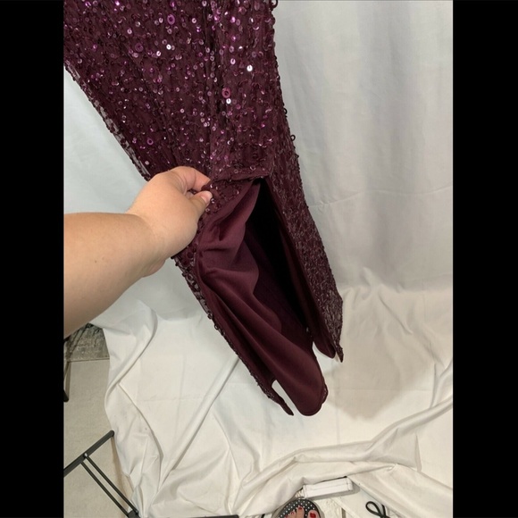 NWT $289 Adrianna Papell Blouson Sequin Gown in‎ Cassis [SZ 6 ] - Picture 8 of 13